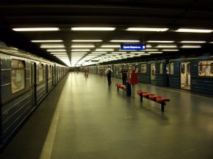 Budapest_Metro_Határ_út